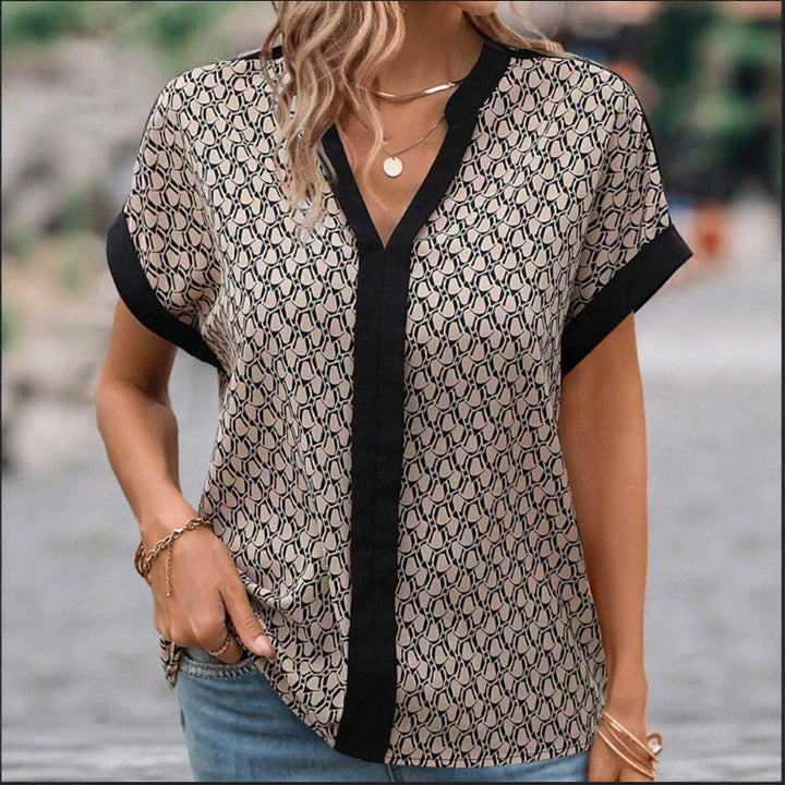 Ladies' light casual blouse in crepe look with V-neck and contrast piping Mune Fashion
