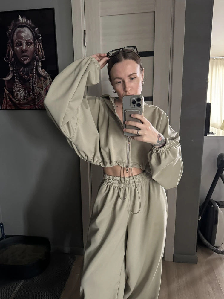 Women's crop zipper hoodie and wide-cut high-waist lounge pants set Mune Fashion