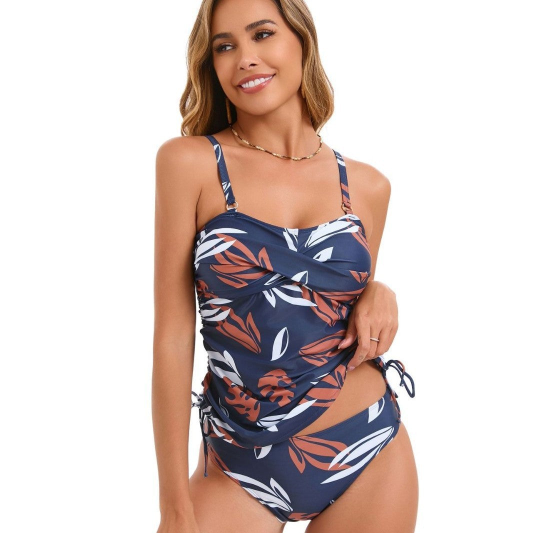 Women Elegant Swimsuit with Variable Gathering Mune Fashion