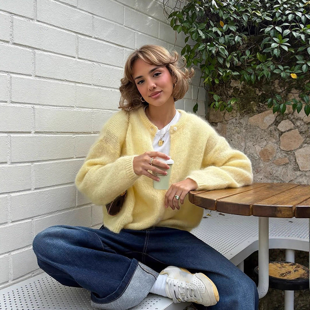 Women's Fluffy Short Jacket made of Mohair Mix with Round Neck and Boxy Silhouette Mune Fashion