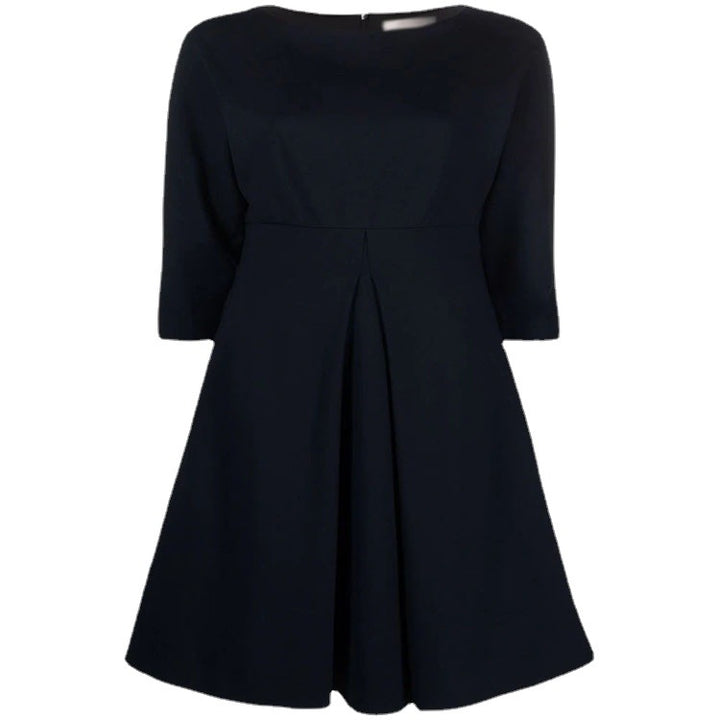 Women's dress with 3/4 sleeves, boat neckline and tailored pleated skirt Mune Fashion