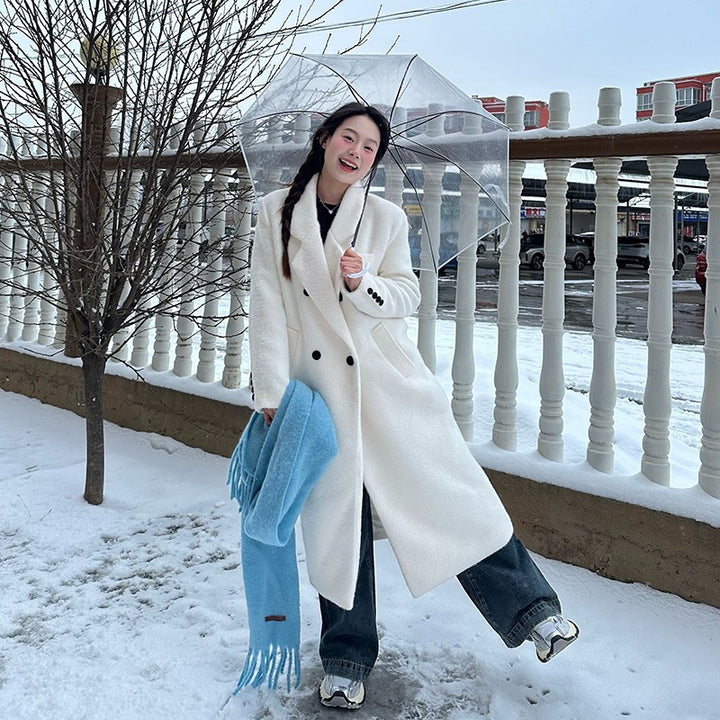 Women Long Teddy Coat in Oversized Cut with Double Breasted and Revers Collar Mune Fashion