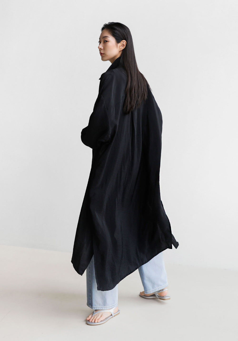 Ladies Long Satin Effect Duster with Stand Collar, Oversized Cut and Deep Side Slits Mune Fashion