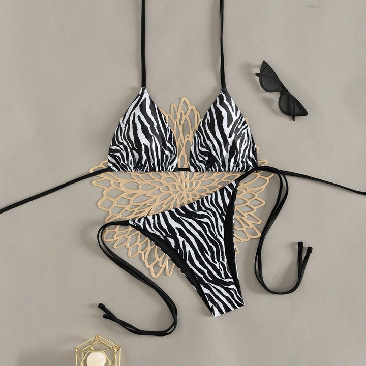Women's triangle bikini in eye-catching animal print Mune Fashion