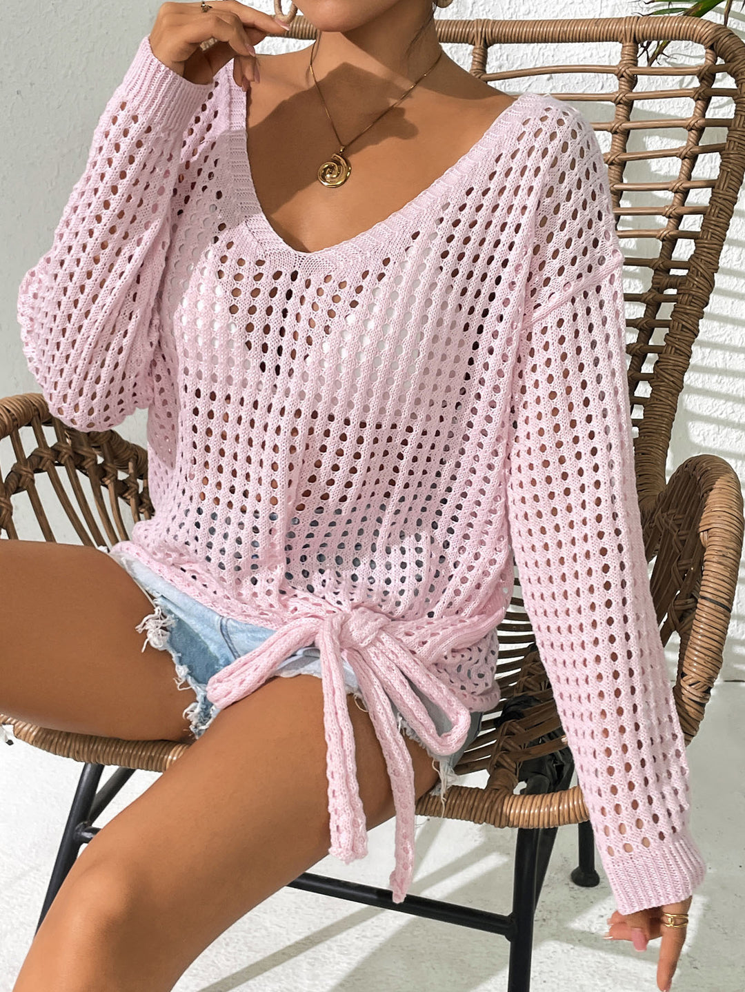 Women's airy knit sweater with V-neck and decorative knot Mune Fashion