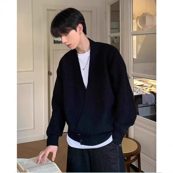 Men's chunky knit cardigan in oversized cut with shawl collar and asymmetrical 3-button placket Mune Fashion