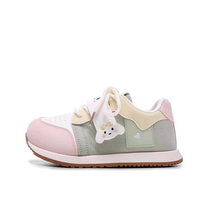 Women's sporty sneakers with playful appliqués and breathable sole Mune Fashion