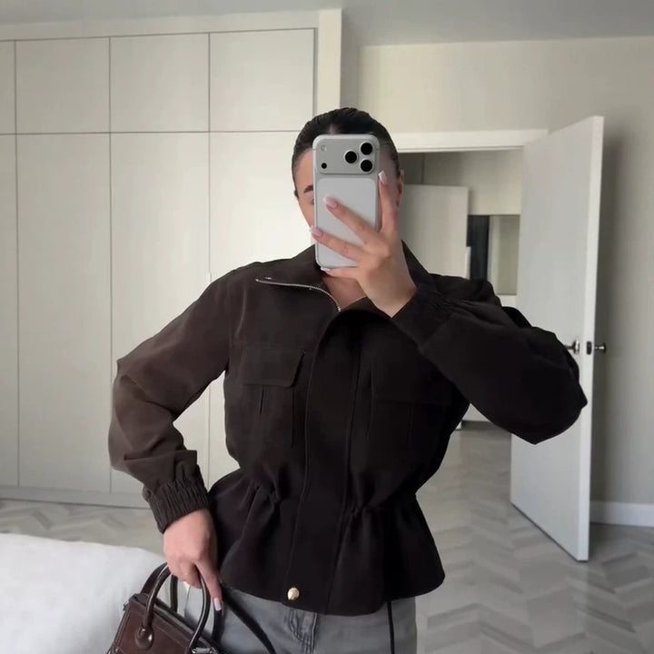 Women’s short jacket in utility style with waist drawstring and stand-up collar Mune Fashion