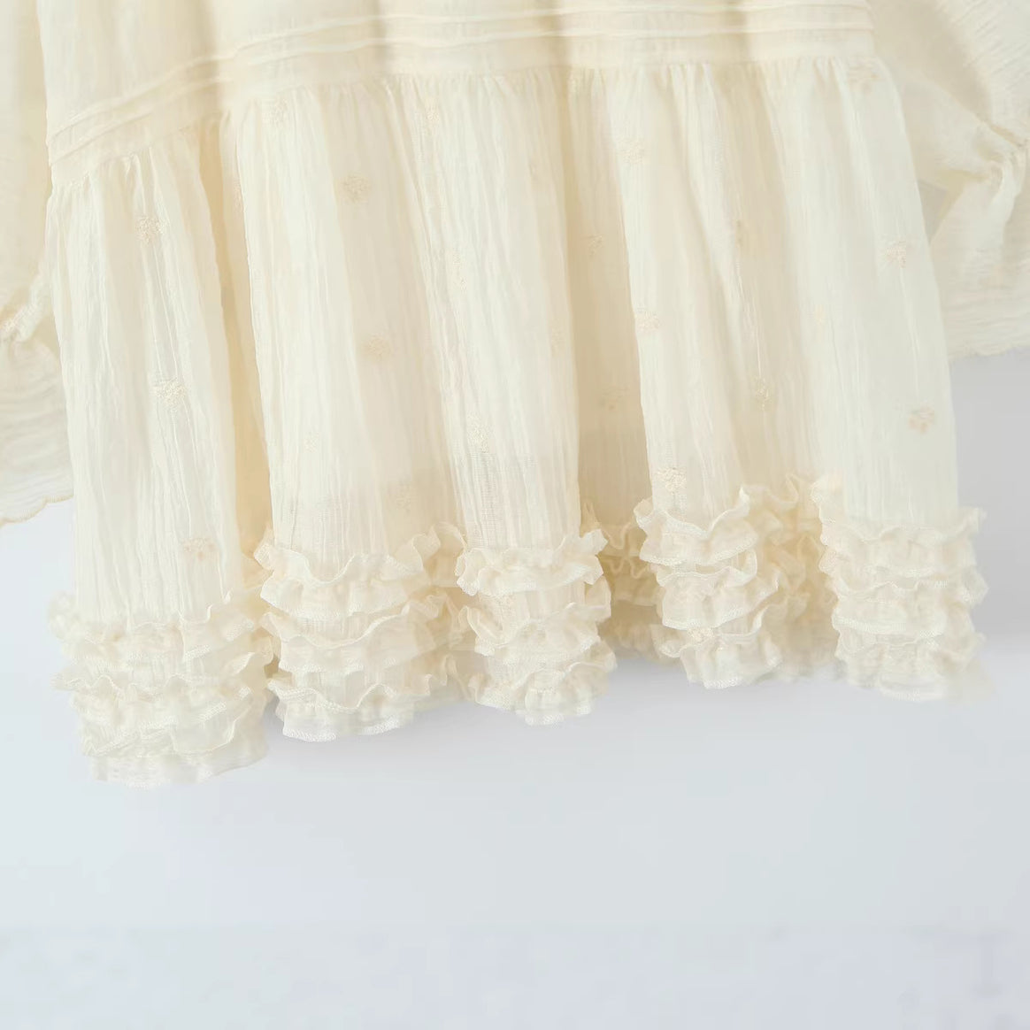 Women Loose Boho Mini Dress with Ruffles, Voluminous Balloon Sleeves and Tassel Lacing Mune Fashion