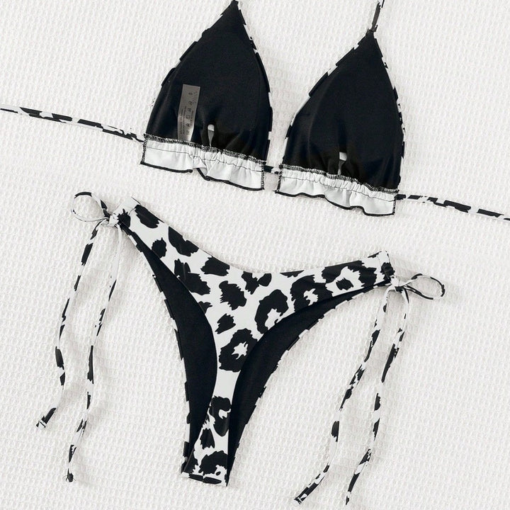 Women's triangle bikini with deep neckline and adjustable ties Mune Fashion