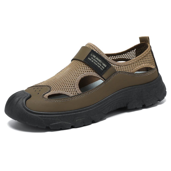 Ladies' breathable mesh Mary Jane sneakers with Velcro closure, reinforced toe cap, and slip-resistant platform outsole Mune Fashion