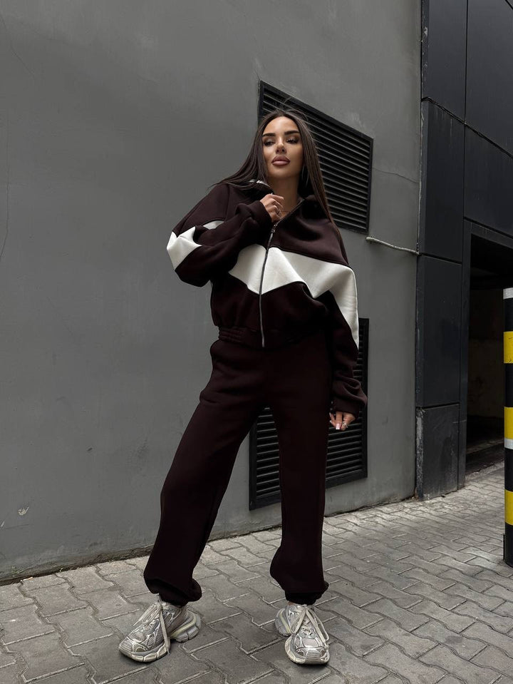 Women's athleisure two-piece made of heavy neoprene fleece with geometric dividing seams and high waist Mune Fashion
