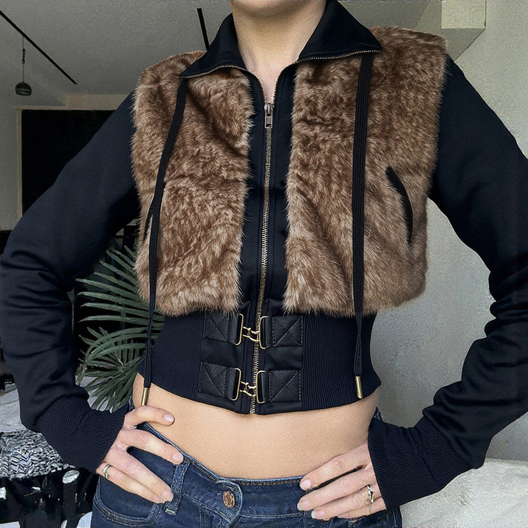 Women's short jacket with faux fur front, high standing collar and tailored ribbed waistband Mune Fashion
