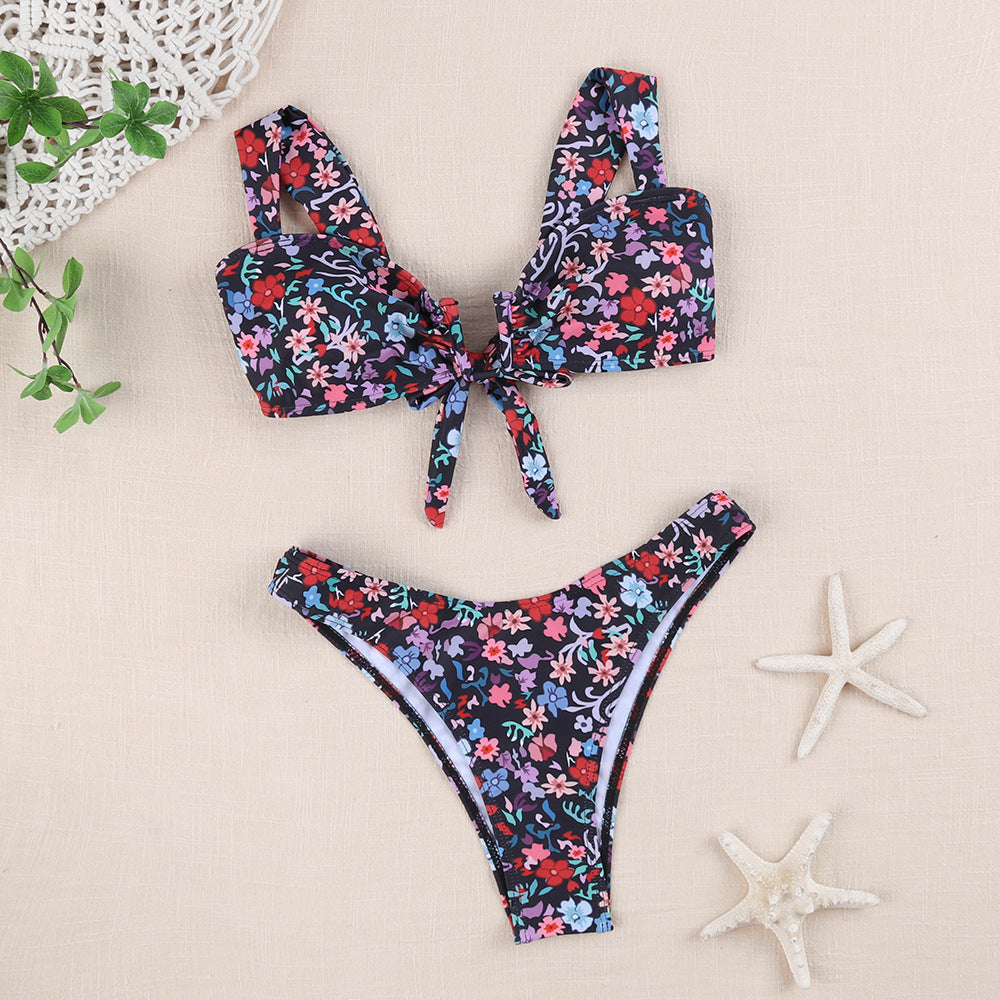 Women's bikini set with fashionable knot design and floral pattern Mune Fashion