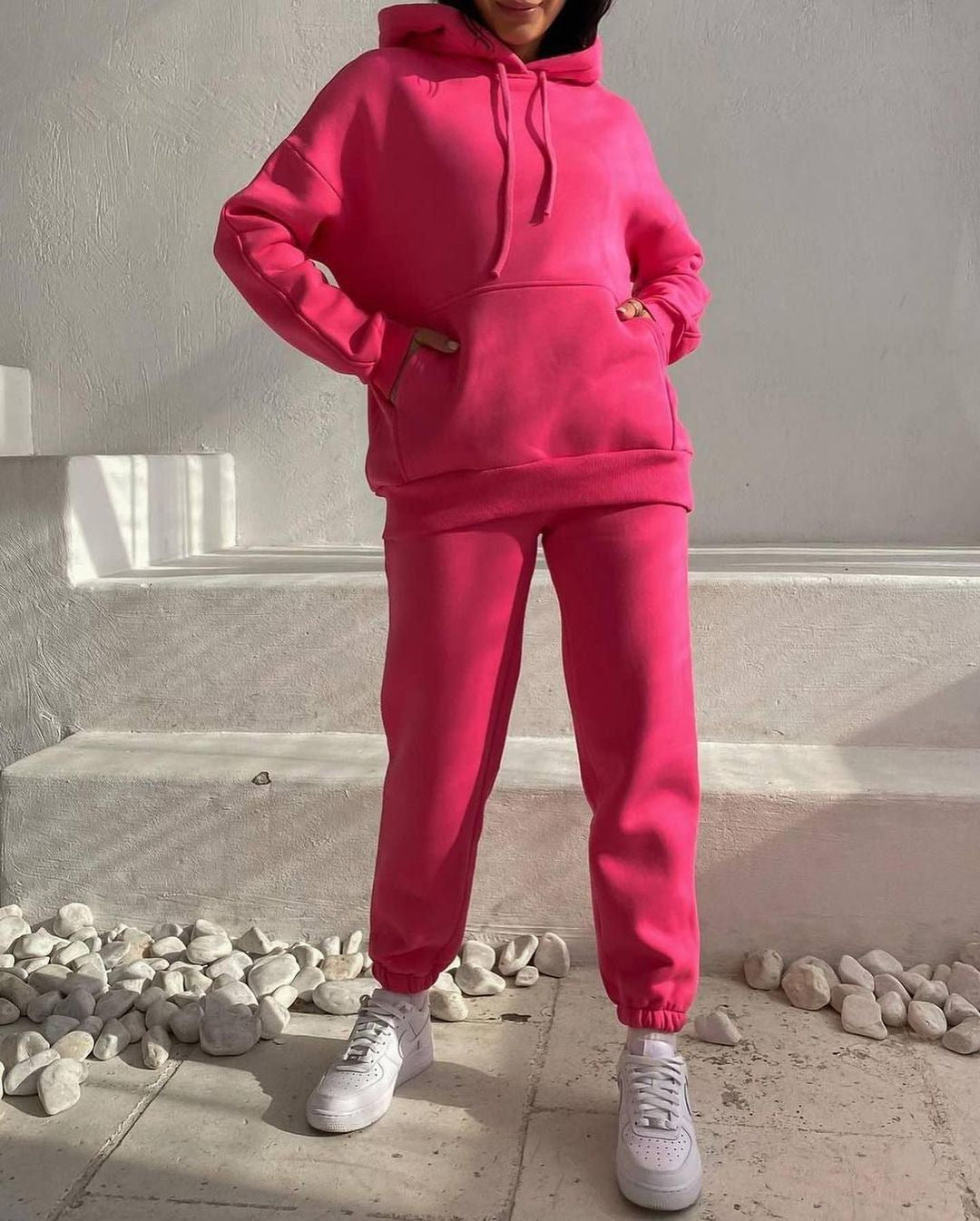 Women's Oversize Loungewear Set made of soft cotton blend fleece with hoodie and tapered jogging pants Mune Fashion