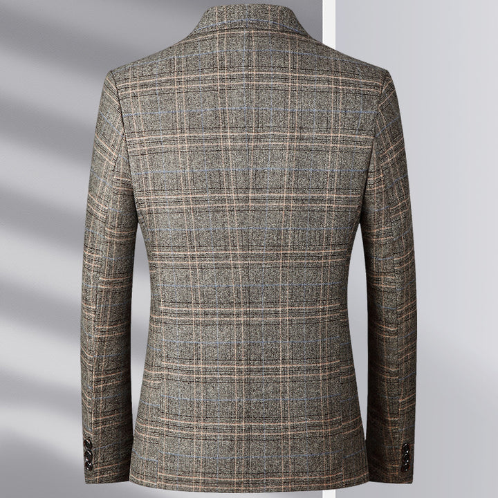 Men's sharply tailored single-breasted blazer in Prince of Wales pattern with patch pockets and light interior trim Mune Fashion