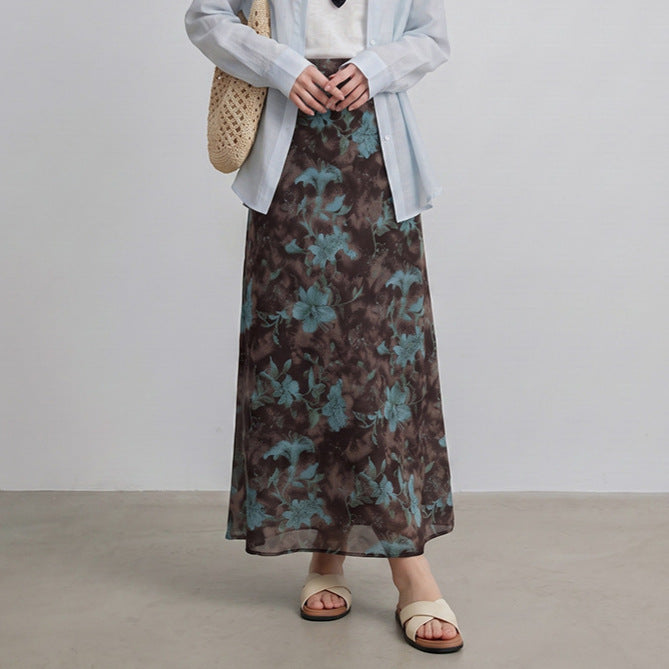 Women's flowing maxi skirt with A-line silhouette and fine vintage print, Mune Fashion