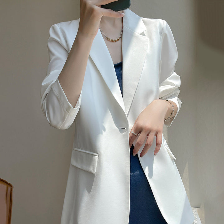 Women Slightly Tailored Long Blazer with Button Closure and Flap Pockets Mune Fashion