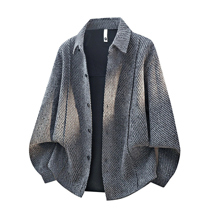 Women‘s generously cut overshirt jacket with shirt collar and structured pattern look Mune Fashion