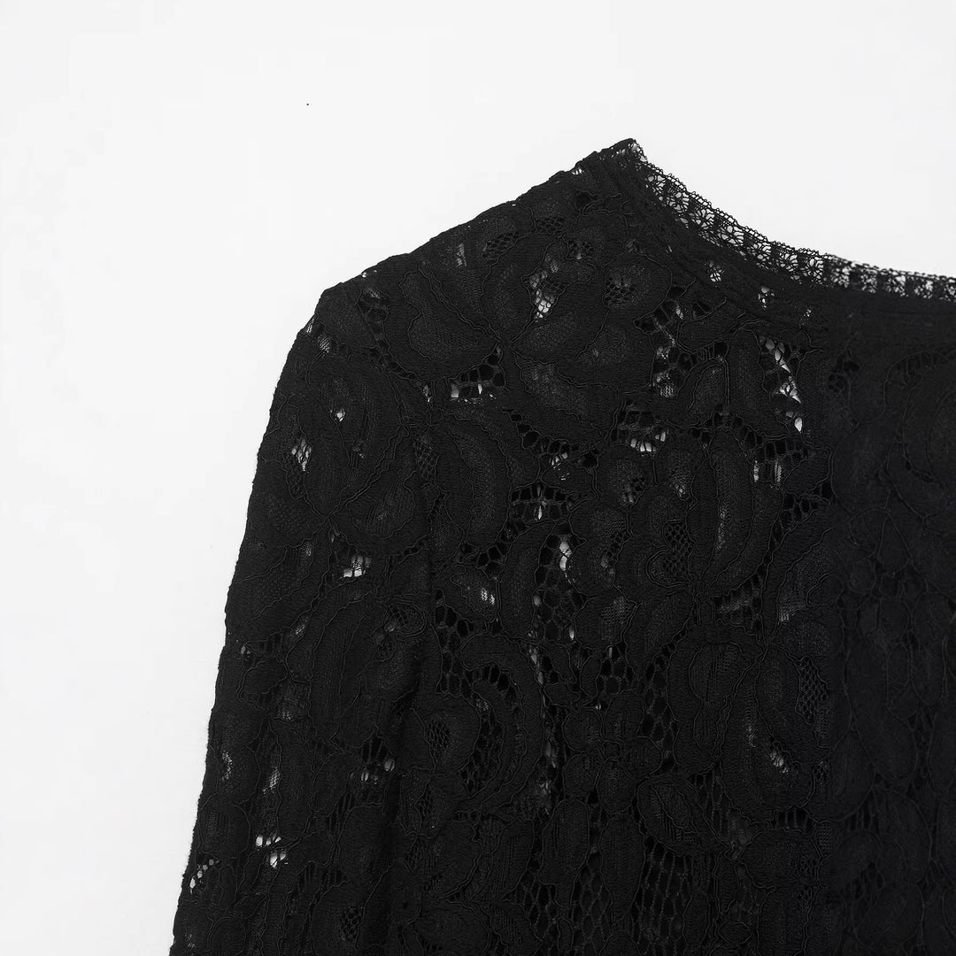 Women's Figure-Hugging Midi Dress Made of Floral Lace with Long Sleeves and Scalloped Hem Mune Fashion