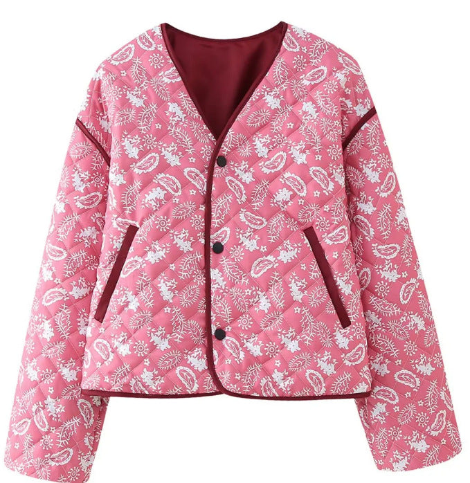 Women's quilted short jacket with V-neck, paisley pattern and contrasting piping Mune Fashion