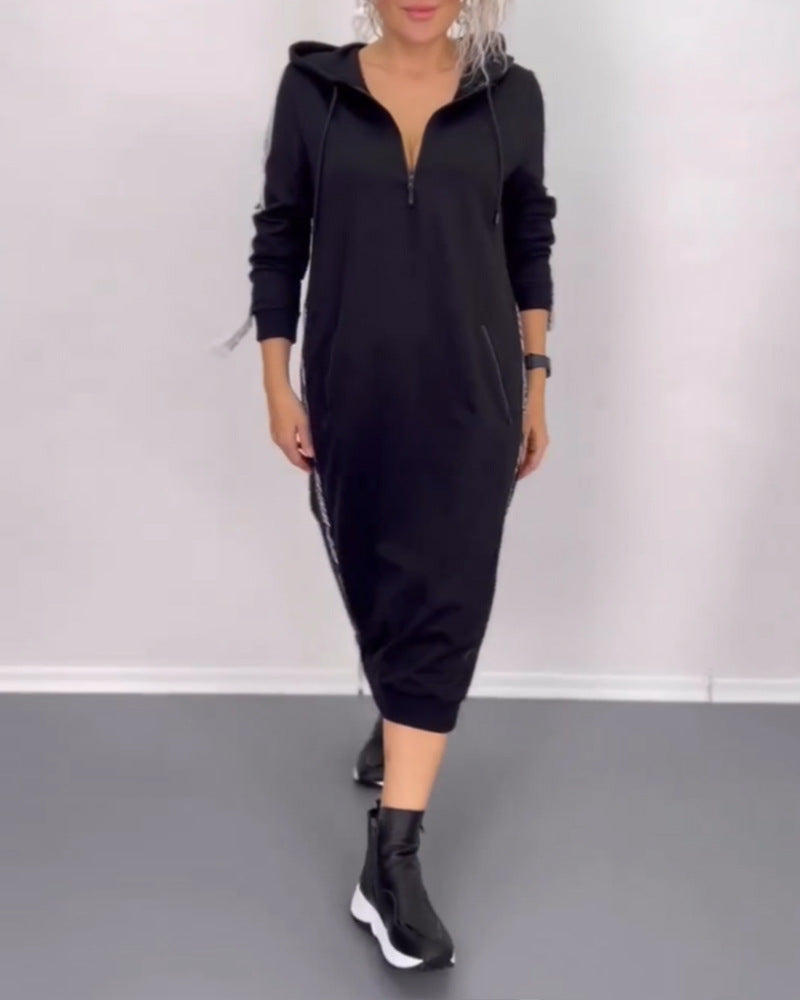 Women's ankle-length hooded sweatshirt dress with half zip, kangaroo pockets and side decorative piping Mune Fashion
