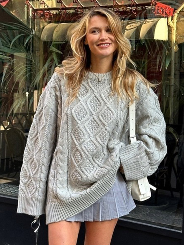 Women's Oversize Knit Sweater with Cable Pattern and Ribbed Cuffs Mune Fashion