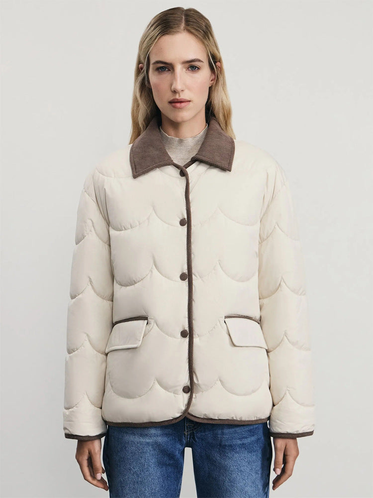 Women's quilted short jacket with wave quilting and cord collar Mune Fashion