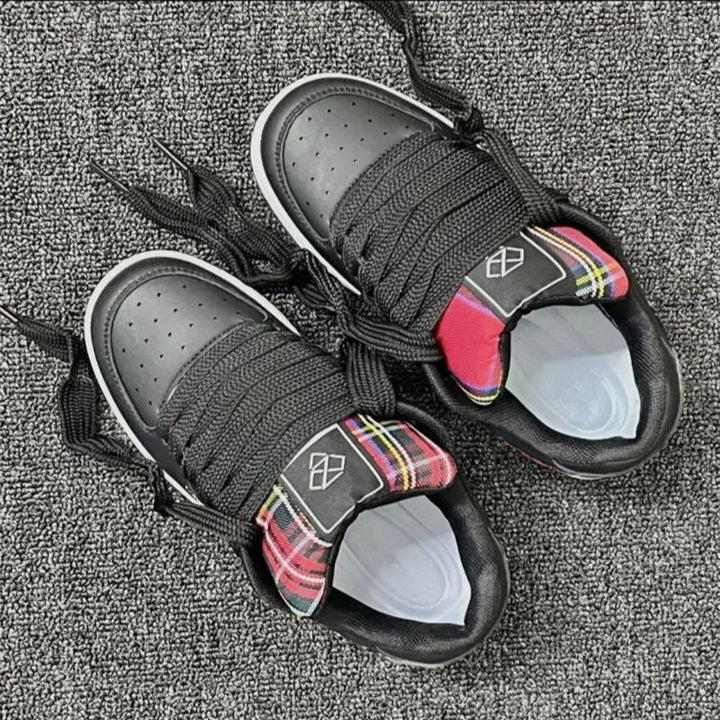 Women's fashionable sneakers with graphic design and breathable surface structure Mune Fashion
