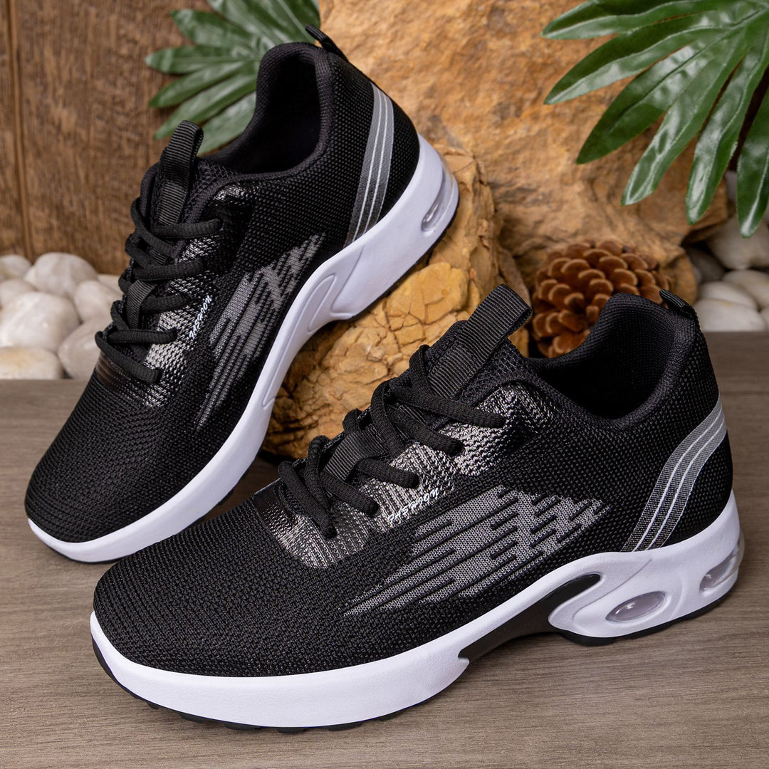 Men's lightweight knit performance sneakers with visible air chamber cushioning and flexible outsole Mune Fashion