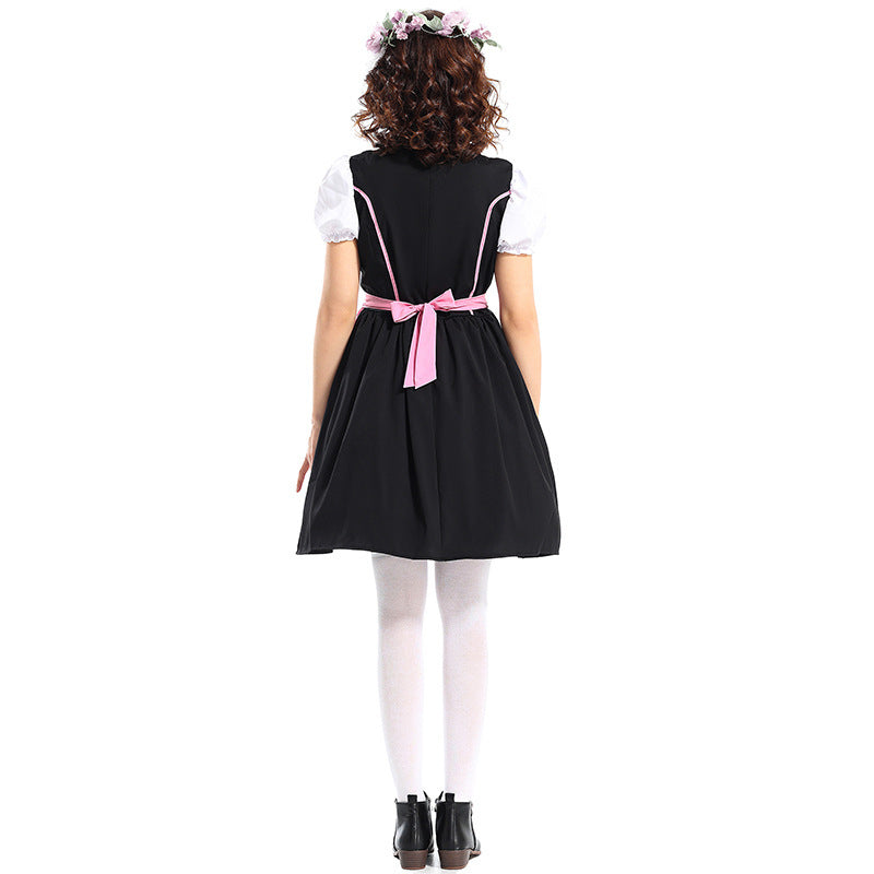 Women's traditional dirndl dress with decorative lacing and removable apron Mune Fashion