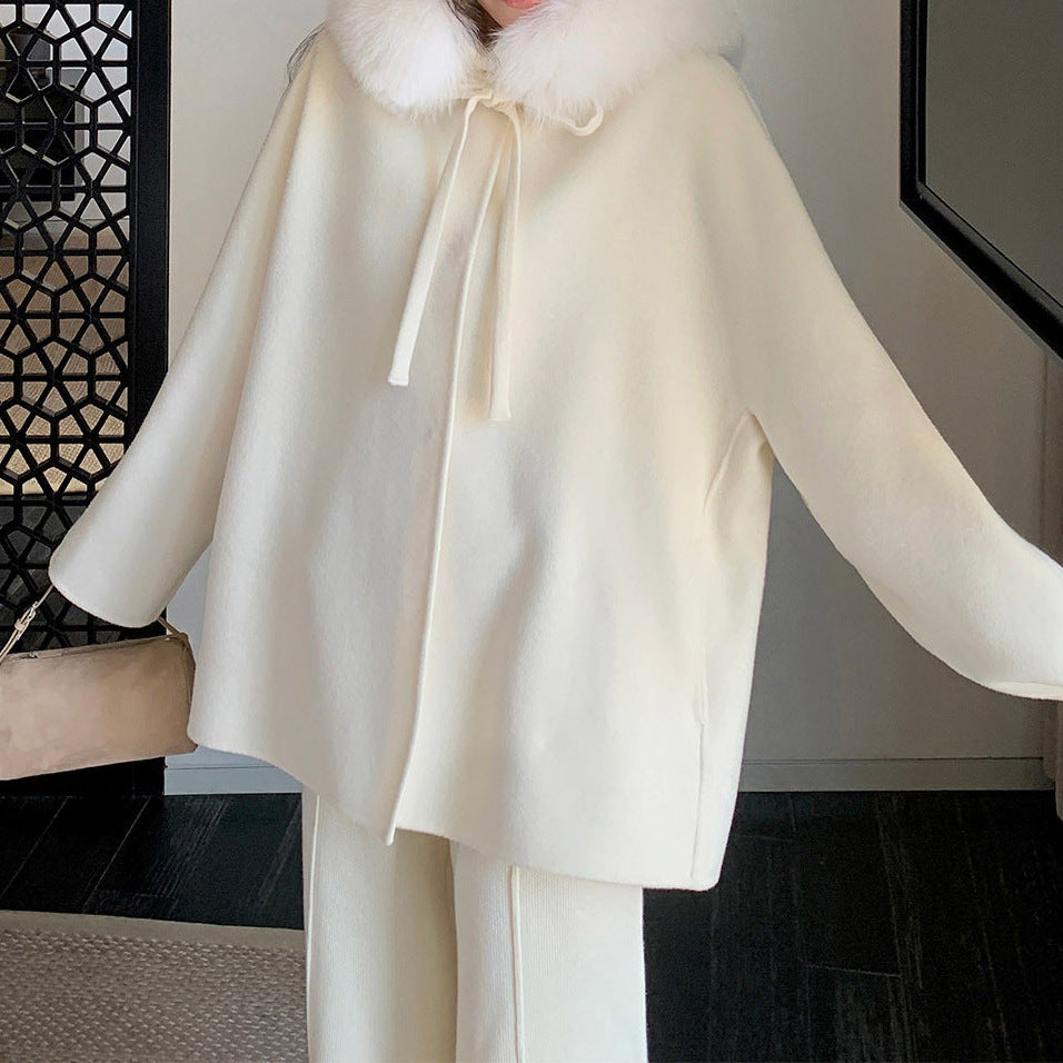 Women Elegant and Warm Transitional Jacket with Fur Trimmed Collar Mune Fashion
