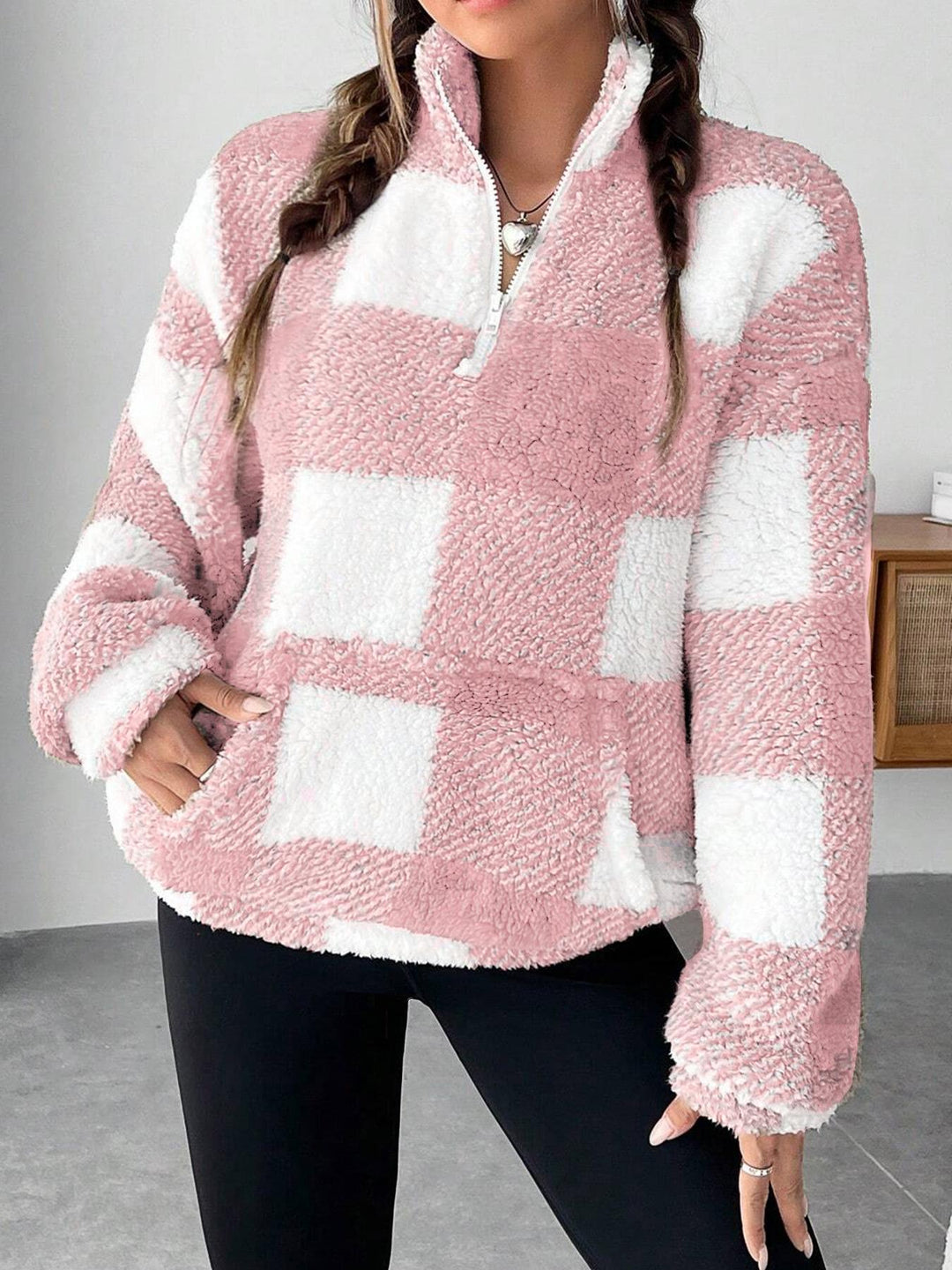 Women's cozy Sherpa pullover with stand-up collar, half-zip and kangaroo pocket Mune Fashion