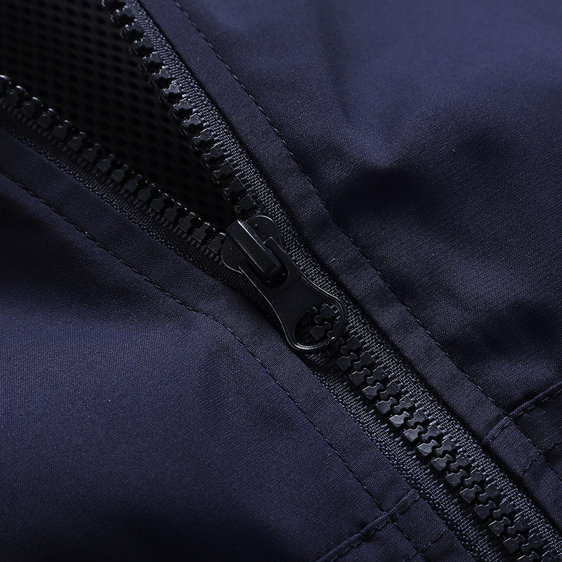 Men's sporty windbreaker with color block design Mune Fashion
