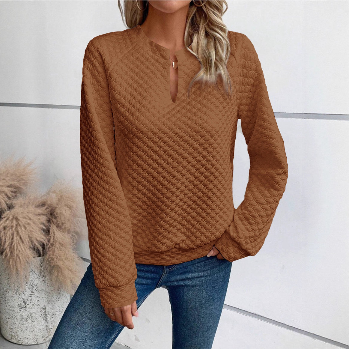 Ladies Quilted Sweater with V-Slit and Structured Diamond Look Mune Fashion