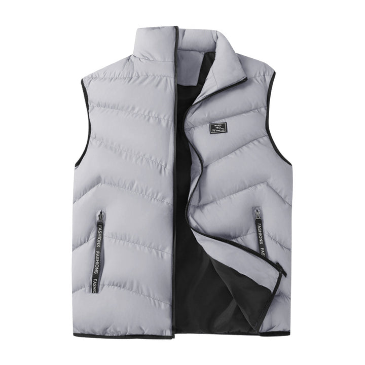 Men's light quilted thermal vest with chevron quilting, high-closing stand-up collar, and windproof lining Mune Fashion