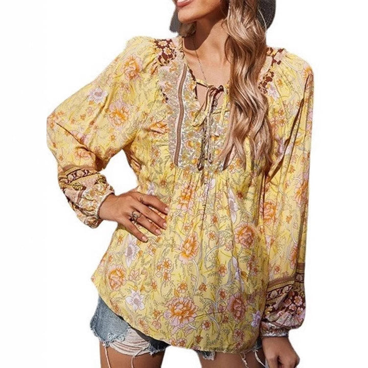 Ladies Boho blouse with floral print, V-neck with tie and pleat details Mune Fashion