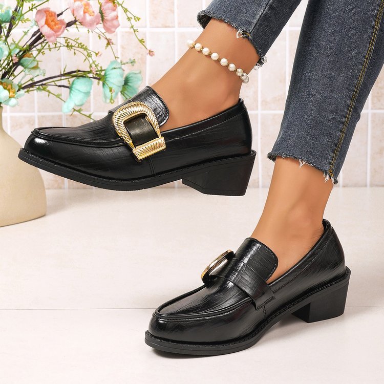 Ladies Elegant Moccasins with Gold Buckle Mune Fashion