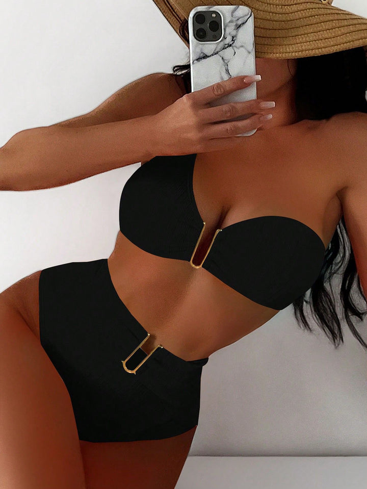 Women High-Waisted Bikini Set with Elegant Cut and Fashionable Ring Detail Mune Fashion