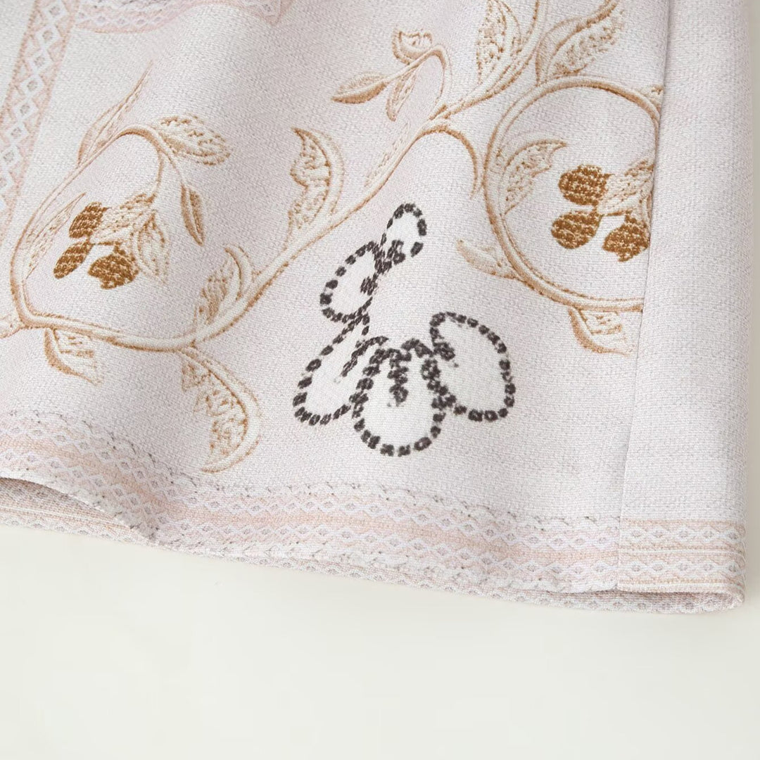 Women embroidered boxy short jacket with stand-up collar and floral embroidery Mune Fashion