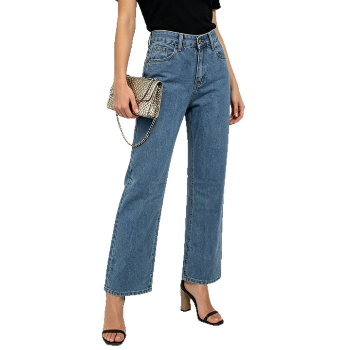 Women's high-waisted straight-leg jeans with straight leg and subtle vintage wash Mune Fashion