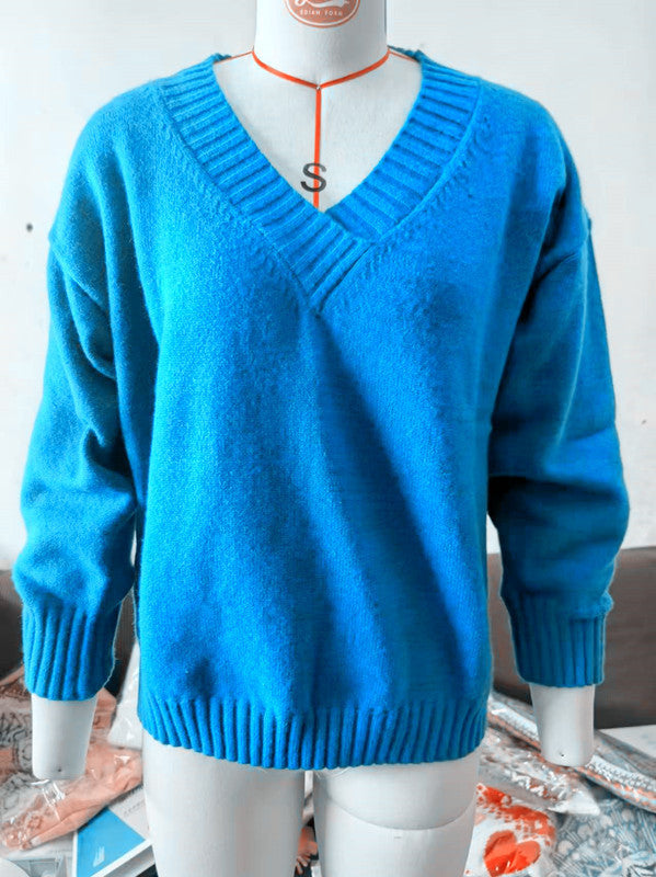 Women's Oversized V-Neck Knit Sweater with Ribbed Cuffs Mune Fashion