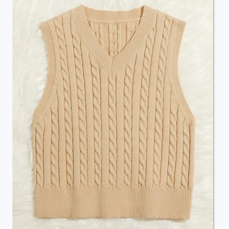 Ladies' Knit Vest with V-Neck and Cable Pattern Mune