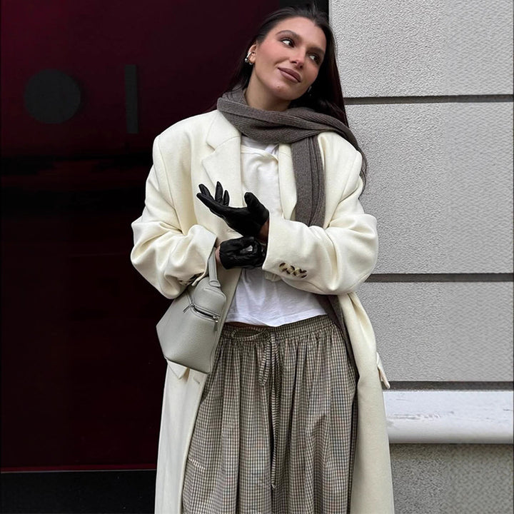 Women's Longline Wool Coat with Minimalist Button Placket, Structured Shoulder, and Classic Lapel Collar Mune Fashion
