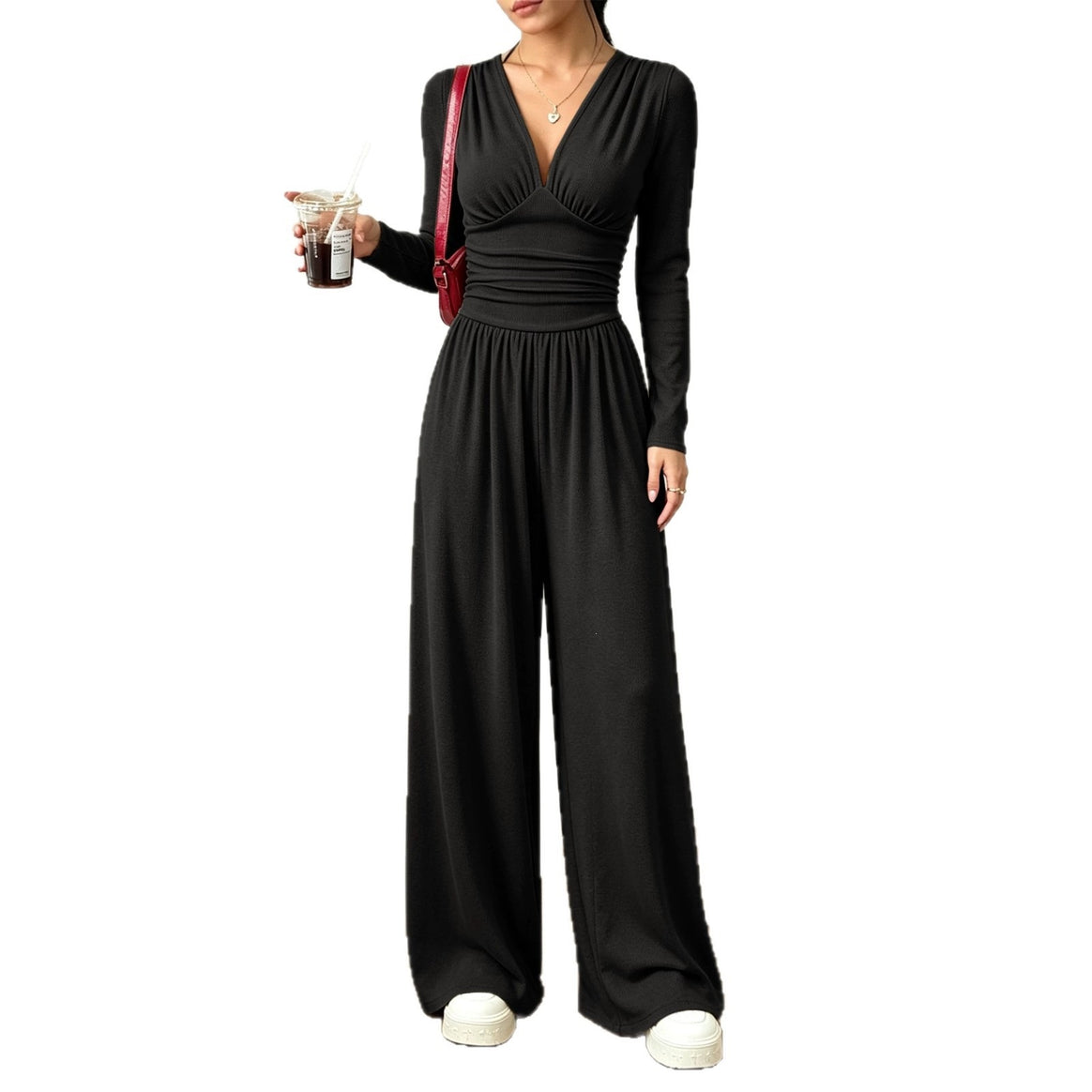 Ladies Elegant V-Neck Jumpsuit with Fitted Wrap Waist and Wide Leg Mune Fashion