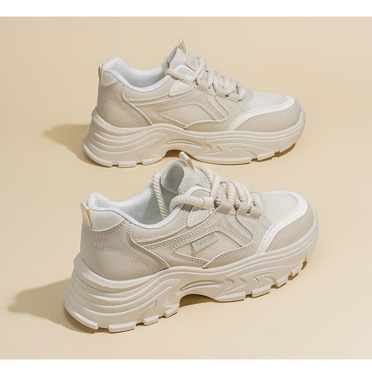 Women's Chunky Sneakers with cushioning sole and breathable upper material structure Mune Fashion