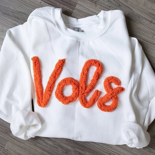 Women’s Round Neck Sweatshirt with Chenille Lettering and Oversized Cut Mune Fashion