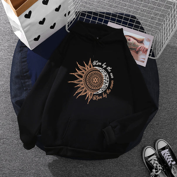 Women's hoodie with sun-and-moon mandala, kangaroo pocket and brushed fleece Mune Fashion
