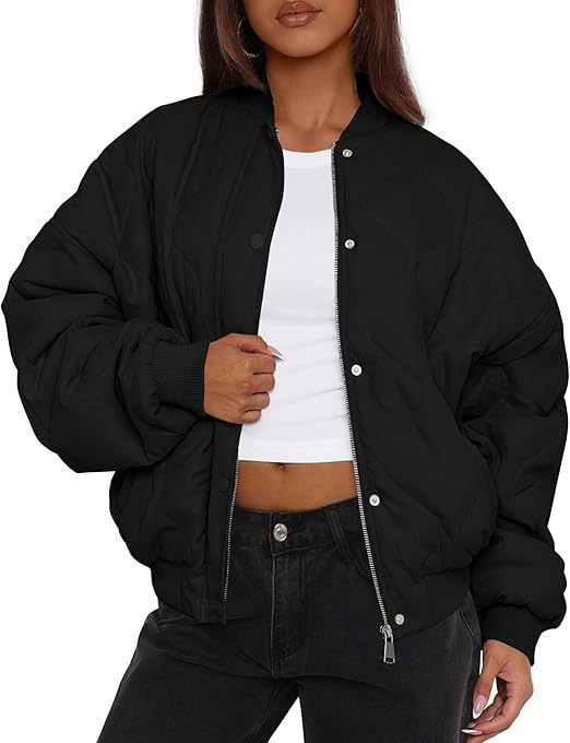 Women's short-cut quilted bomber jacket in oversized look with raglan sleeves Mune Fashion
