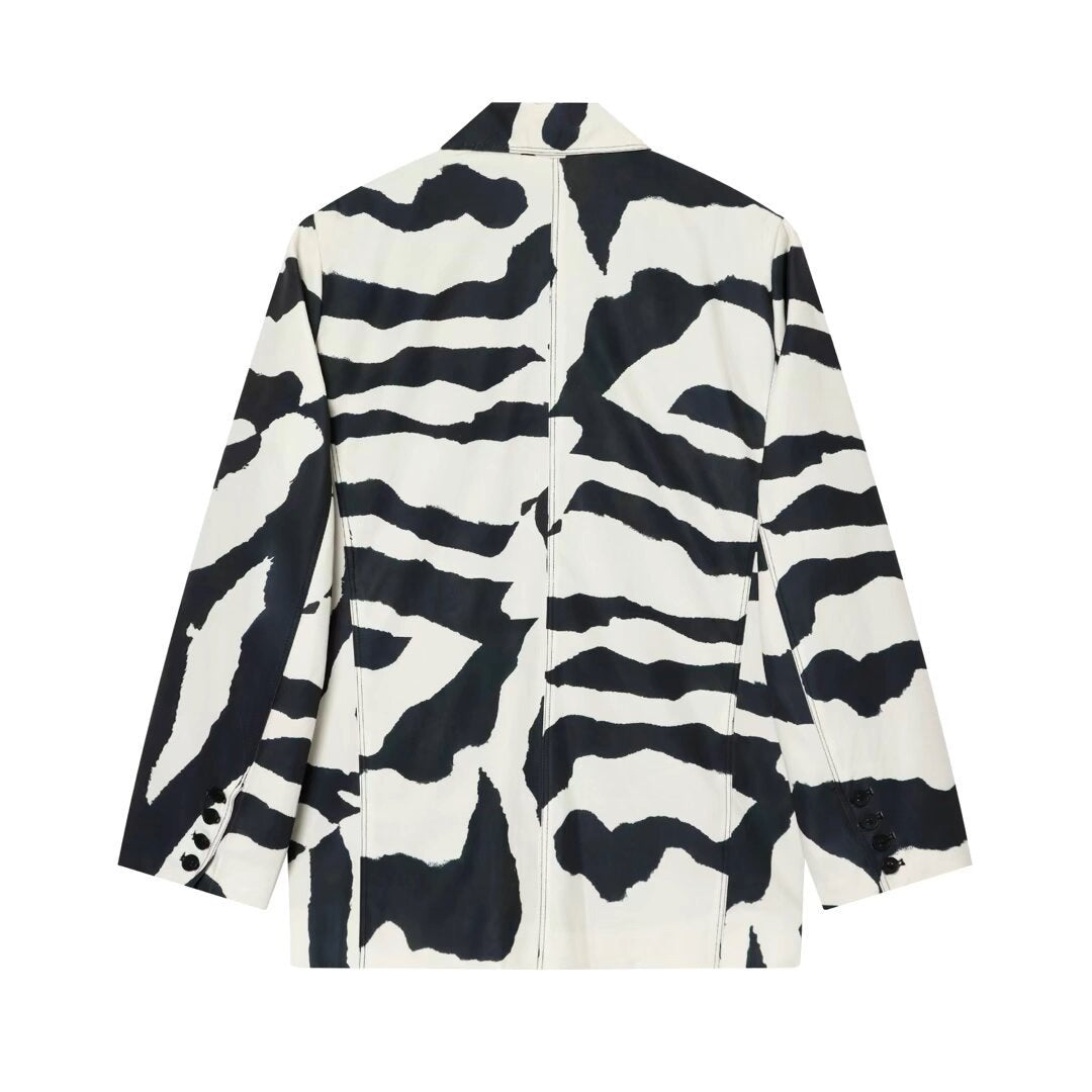 Women's Oversize Blazer with Zebra Print, One Button Closure and Flap Pockets Mune Fashion